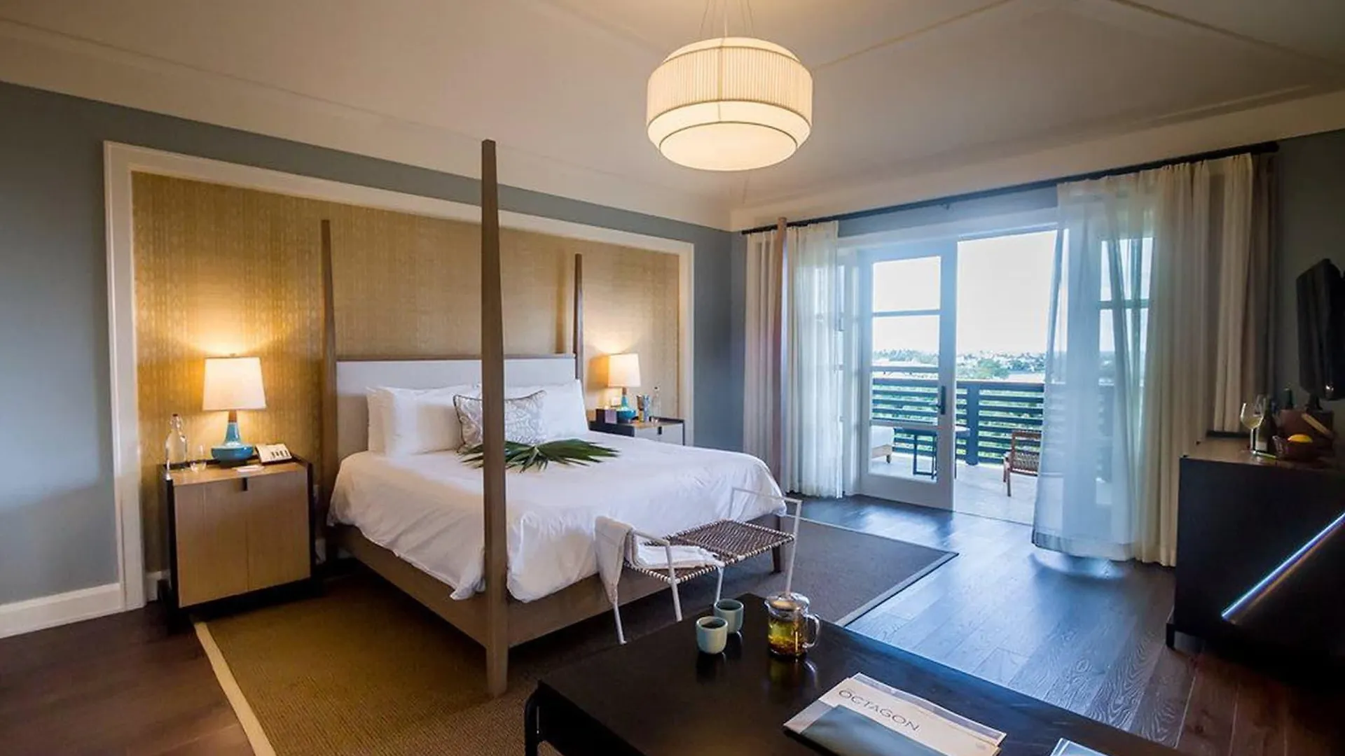 The Island House Hotel Nassau
