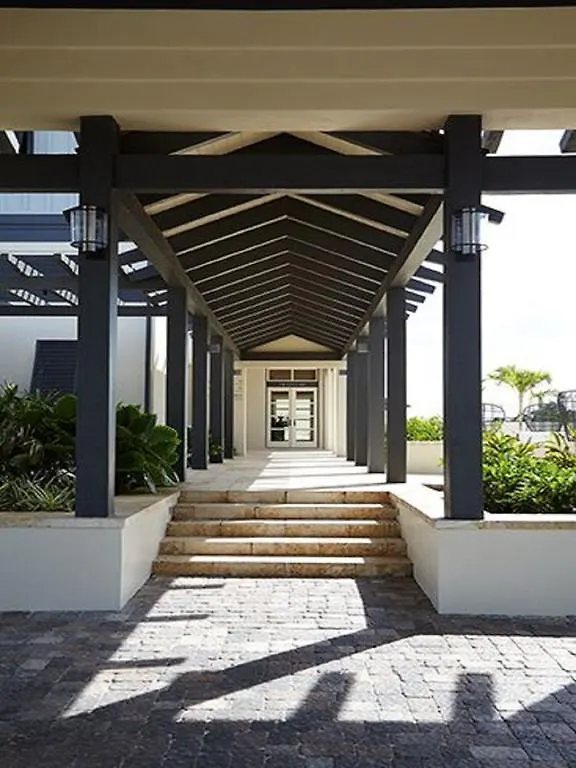 The Island House Hotel Nassau
