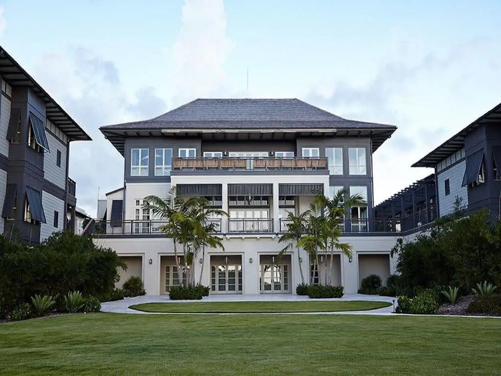 ****  The Island House Hotel Nassau Bahamas